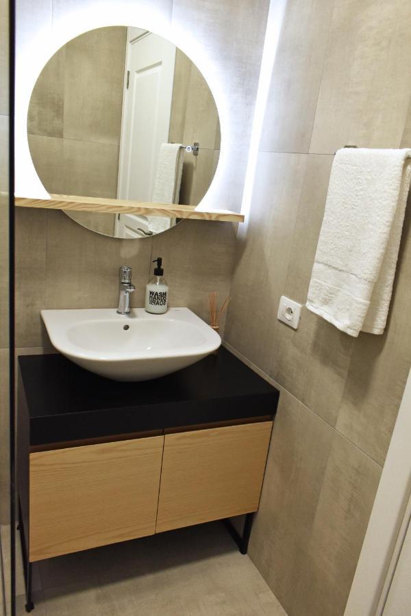 Vibrant Apartment تيرانا المظهر الخارجي الصورة